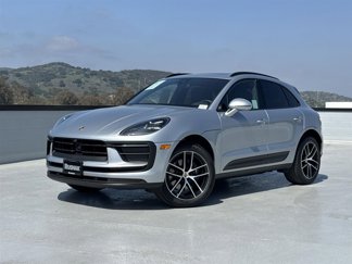 Used 2025 Porsche Macan image 1