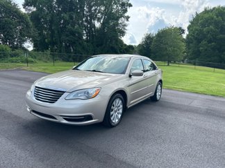 Used 2013 Chrysler 200 Touring image 1