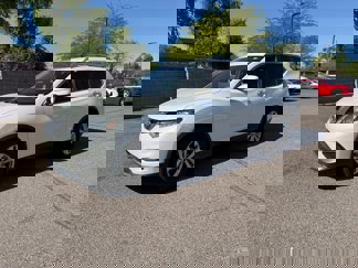 Used 2015 Nissan Rogue SV image 1