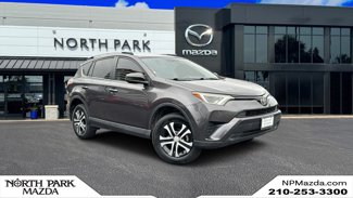 Used 2017 Toyota RAV4 LE image 1