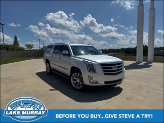 Used 2016 Cadillac Escalade ESV Luxury image 1
