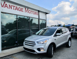 Used 2019 Ford Escape SE image 1