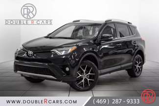 Used 2017 Toyota RAV4 SE image 1