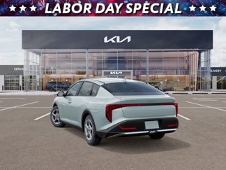 New 2025 Kia K4 LXS image 1