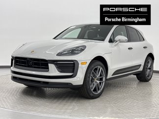 Used 2025 Porsche Macan image 1