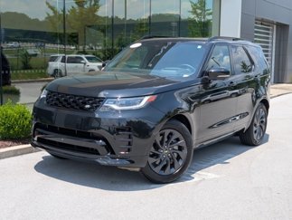 Used 2024 Land Rover Discovery Dynamic SE image 1