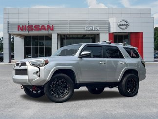 Used 2017 Toyota 4Runner SR5 image 1