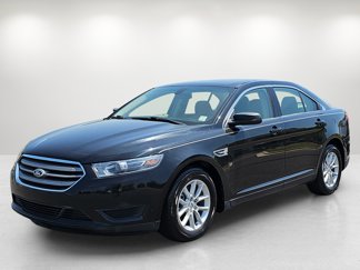 Used 2014 Ford Taurus SE image 1