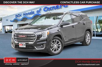 Used 2023 GMC Terrain SLT image 1