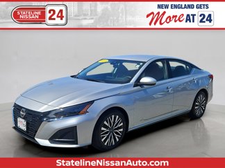Used 2023 Nissan Altima 2.5 SV image 1