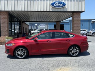 Used 2020 Ford Fusion SEL image 1