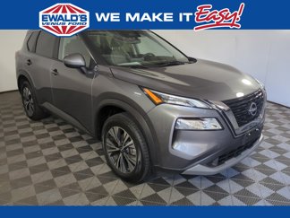 Used 2023 Nissan Rogue SV image 1