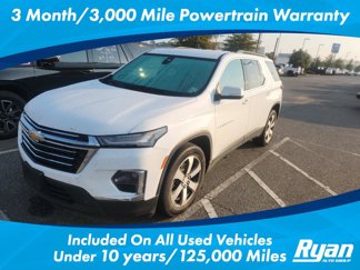 Used 2022 Chevrolet Traverse LT w/ LT Premium Package image 1