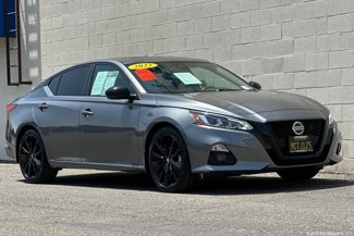 Used 2022 Nissan Altima 2.5 SR w/ Midnight Edition Package image 1