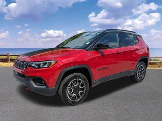 Used 2024 Jeep Compass Trailhawk image 1