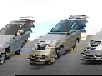 Used 2011 Chrysler Town & Country Touring image 1