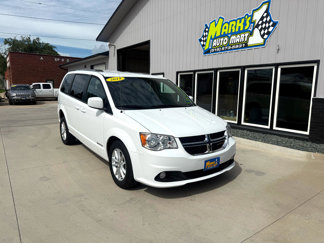 Used 2019 Dodge Grand Caravan SXT image 1