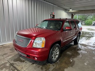 Used 2012 GMC Yukon XL Denali image 1