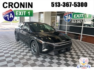 New 2025 Kia K4 LXS image 1