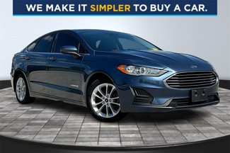 Used 2019 Ford Fusion SE image 1