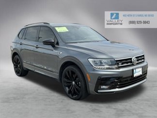 Used 2020 Volkswagen Tiguan SE R-Line image 1