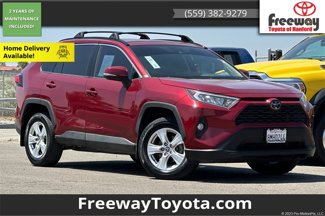 Used 2020 Toyota RAV4 XLE image 1