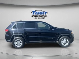 Used 2019 Jeep Grand Cherokee Laredo image 1