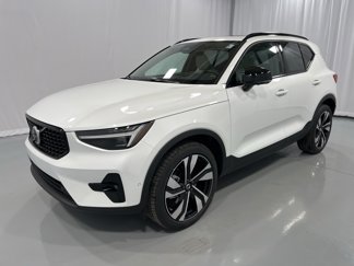 New 2025 Volvo XC40 B5 Plus w/ Protection Package Premier image 1