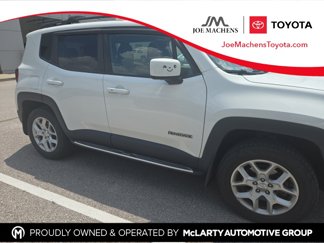 Used 2018 Jeep Renegade Latitude image 1