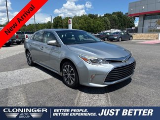 Used 2016 Toyota Avalon XLE image 1