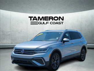 Used 2023 Volkswagen Tiguan SE image 1