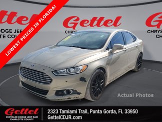 Used 2015 Ford Fusion SE image 1