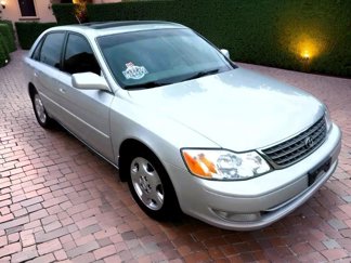 Used 2004 Toyota Avalon XLS image 1