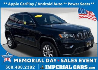 Used 2021 Jeep Grand Cherokee Laredo image 1
