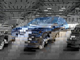 New 2025 Jeep Compass Latitude image 1