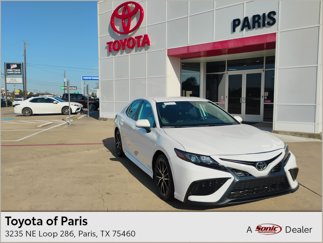 Used 2022 Toyota Camry SE image 1