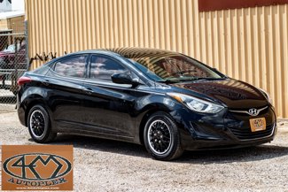 Used 2016 Hyundai Elantra SE image 1