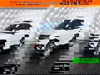 New 2024 Jeep Grand Cherokee Laredo w/ Trailer Tow Package image 1