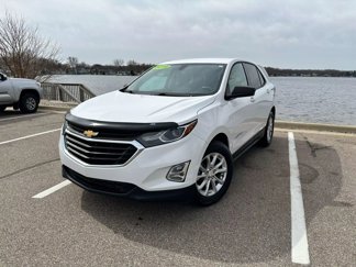 Used 2019 Chevrolet Equinox LS w/ LS Convenience Package image 1