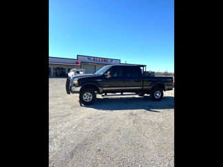 Used 2000 Ford F250 Lariat image 1