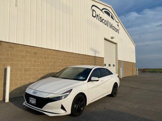 Used 2021 Hyundai Elantra Blue image 1