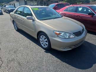 Used 2002 Toyota Camry XLE image 1