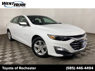 Used 2023 Chevrolet Malibu LT image 1