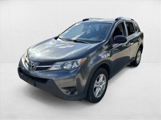 Used 2015 Toyota RAV4 LE image 1