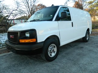 Used 2017 GMC Savana 2500 image 1