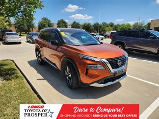 Used 2022 Nissan Rogue Platinum image 1