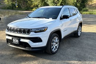 New 2024 Jeep Compass Latitude w/ Sun and Sound Group image 1