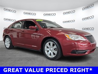 Used 2013 Chrysler 200 LX image 1