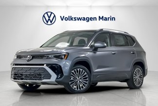 New 2025 Volkswagen Taos SE image 1