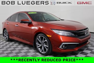 Used 2019 Honda Civic Touring image 1
